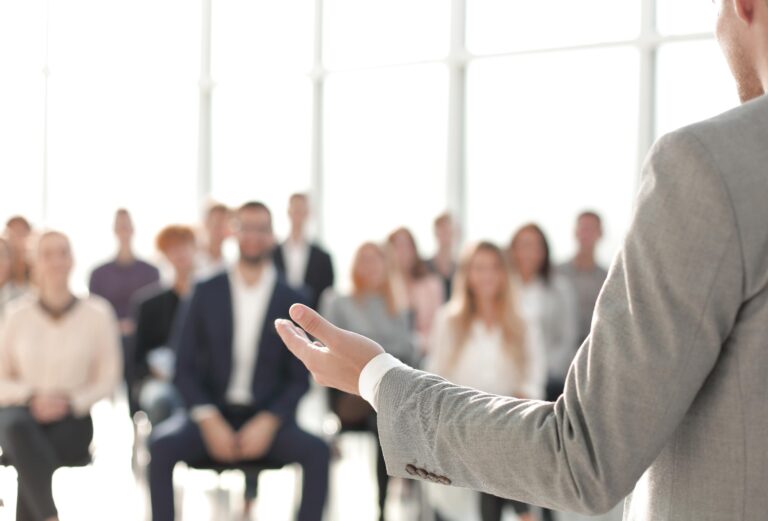 Why Corporate Leadership Training Programs Matter For Business